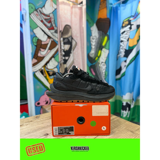 Nike Sacai Vapourwaffle Black Gum UK 10