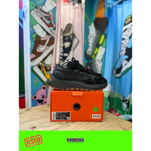 Nike Sacai Vaporwaffle Black Gum UK10