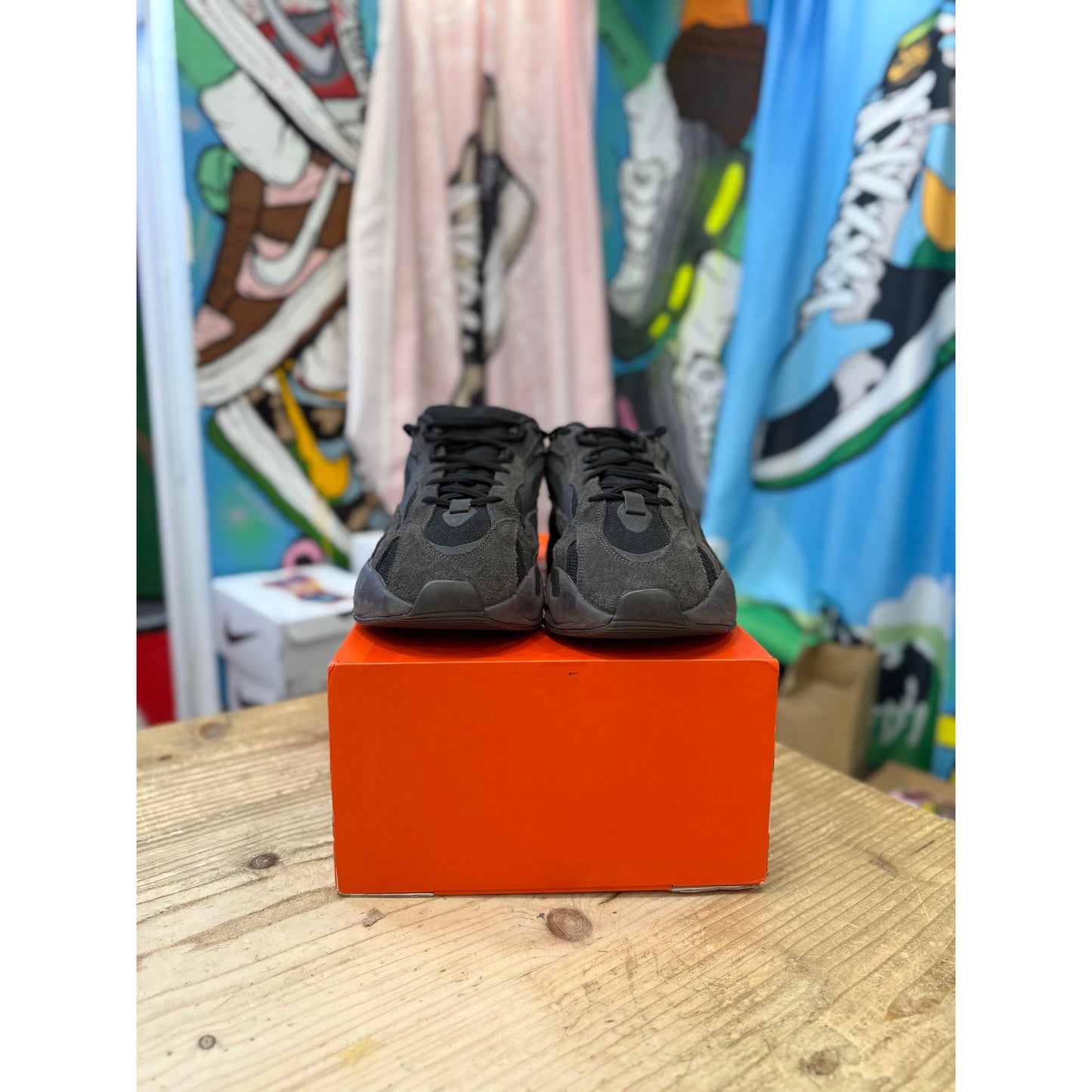 Yeezy 700 Vanta UK 13