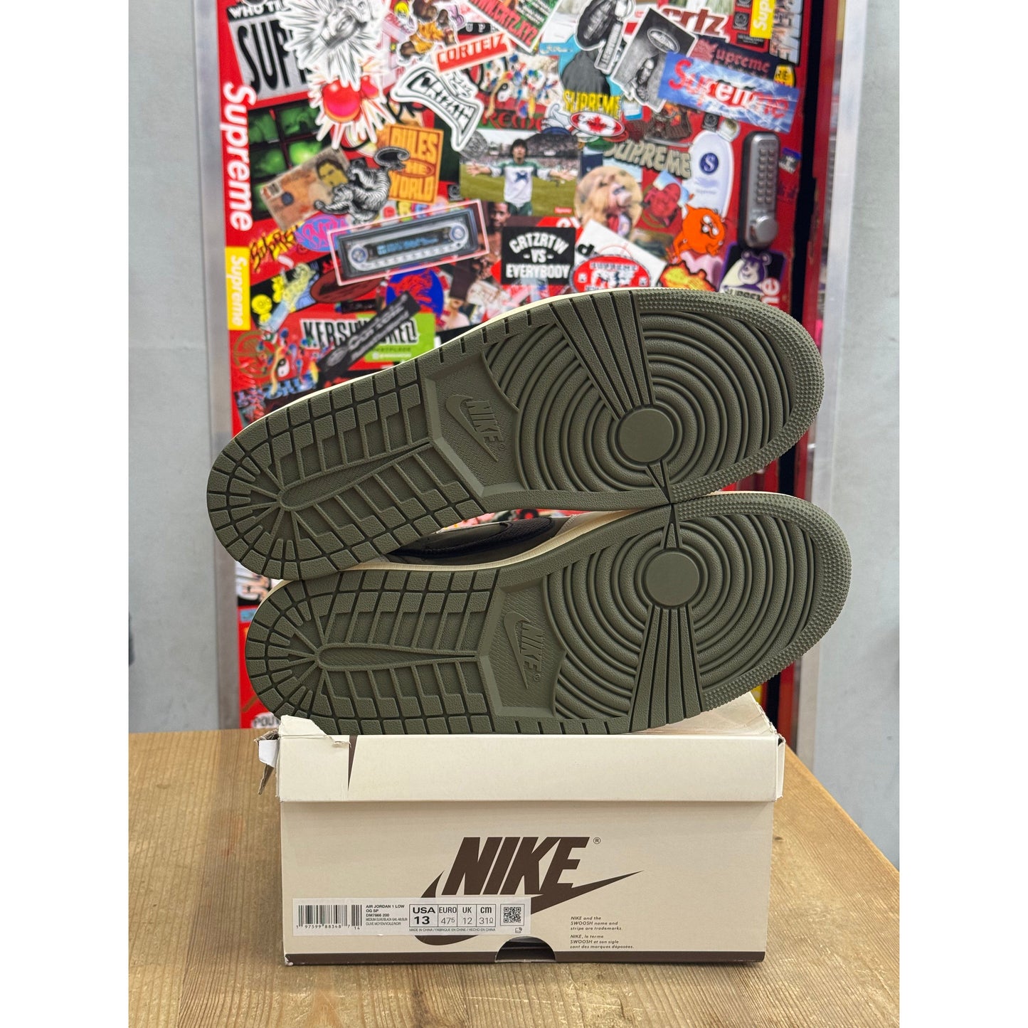 Jordan 1 Retro Low OG SP Travis Scott Medium Olive UK 12