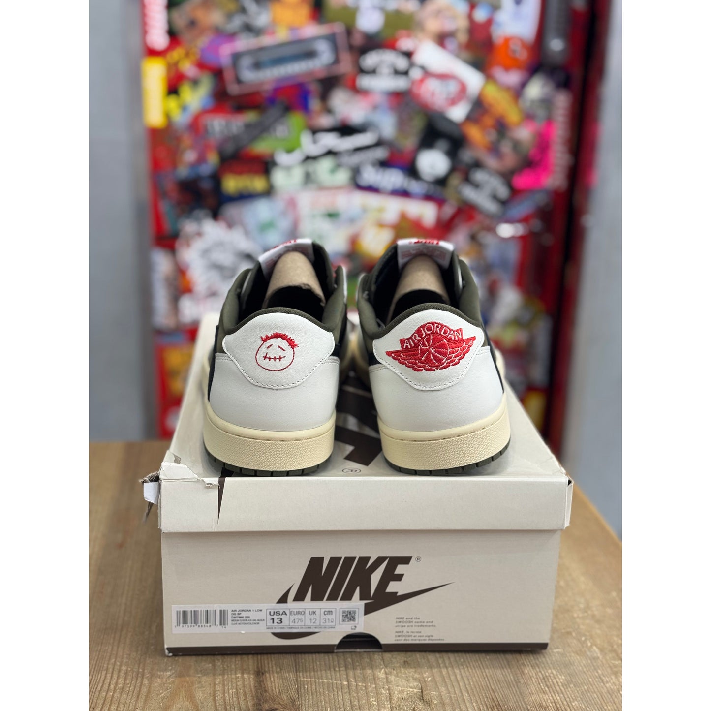 Jordan 1 Retro Low OG SP Travis Scott Medium Olive UK 12