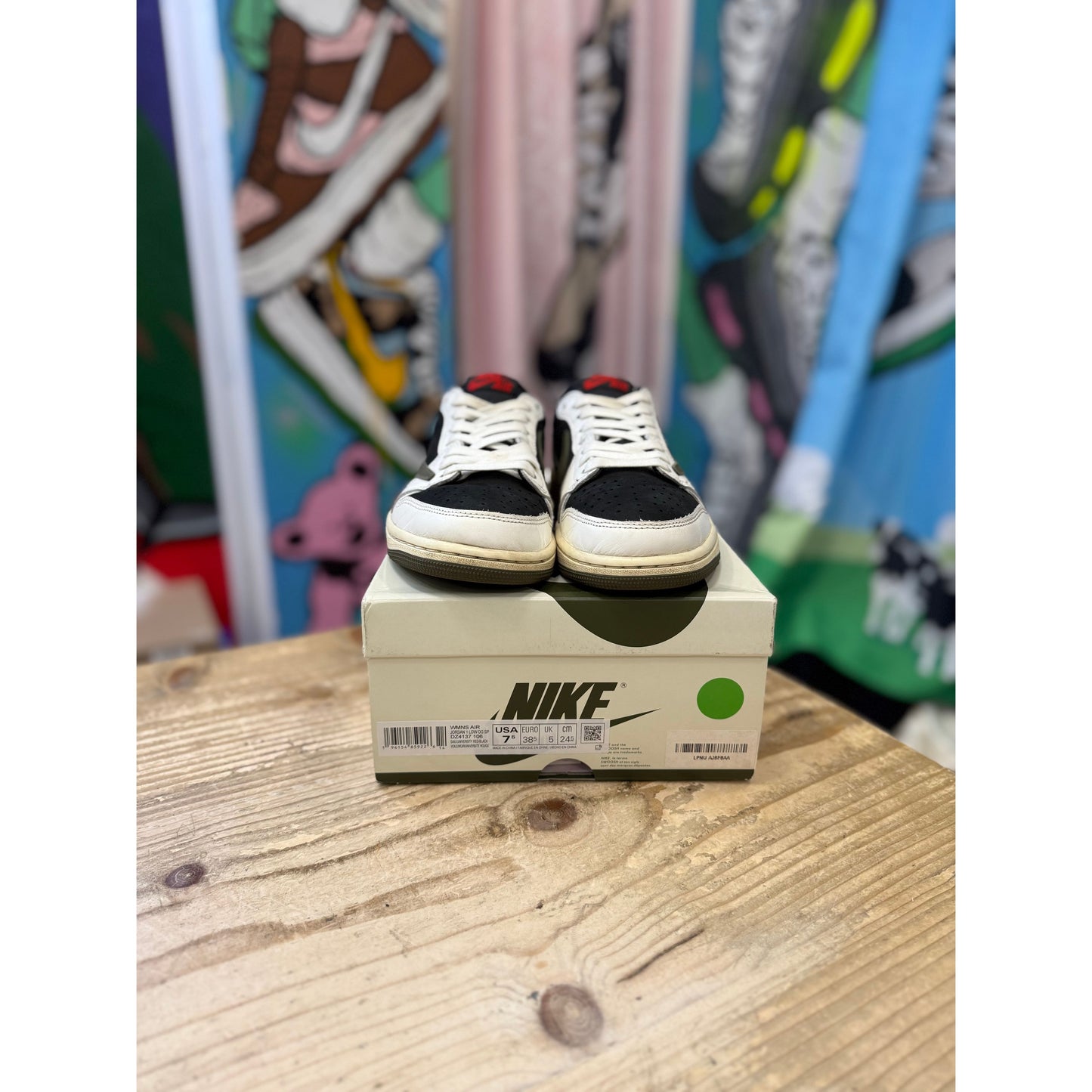 Jordan 1 Low Travis Scott Olive UK 5