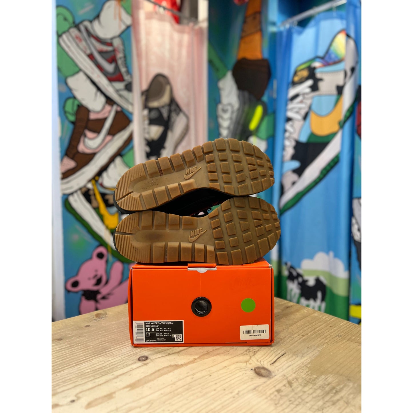 Nike Sacai Vapourwaffle Black Gum UK9.5