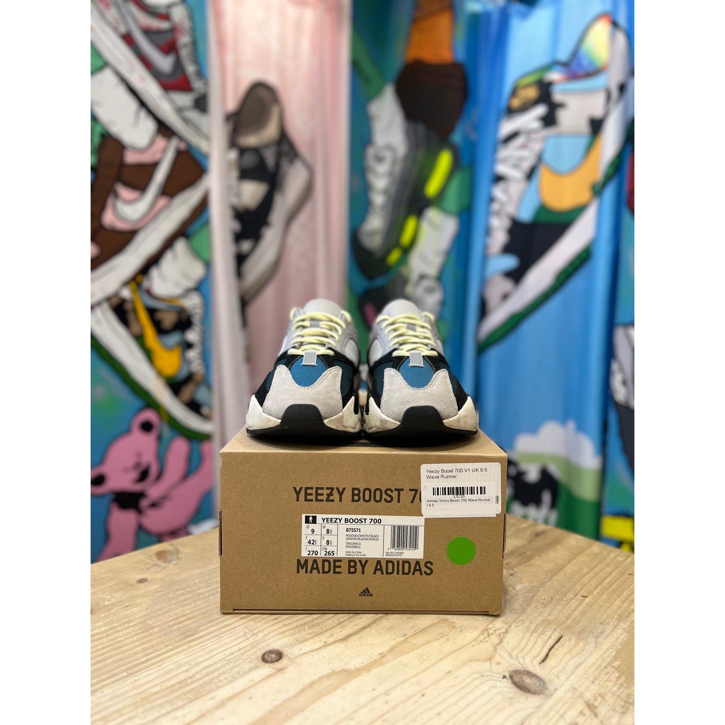 Yeezy 700 Waverunner UK 8.5