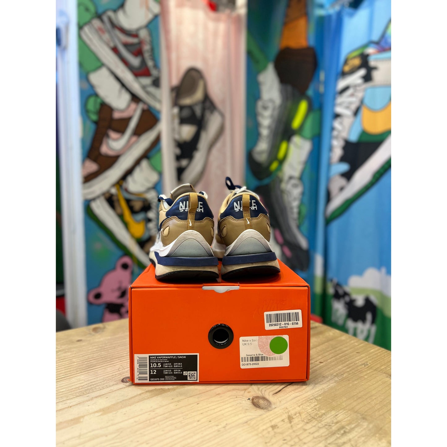 Nike Sacai Vapourwaffle Sesame UK9.5