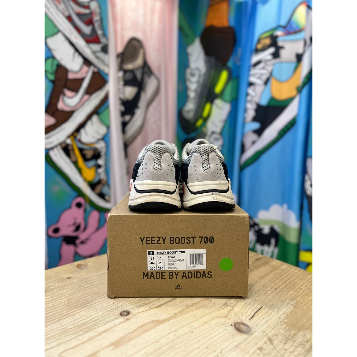 Yeezy 700 Waverunner UK11.5