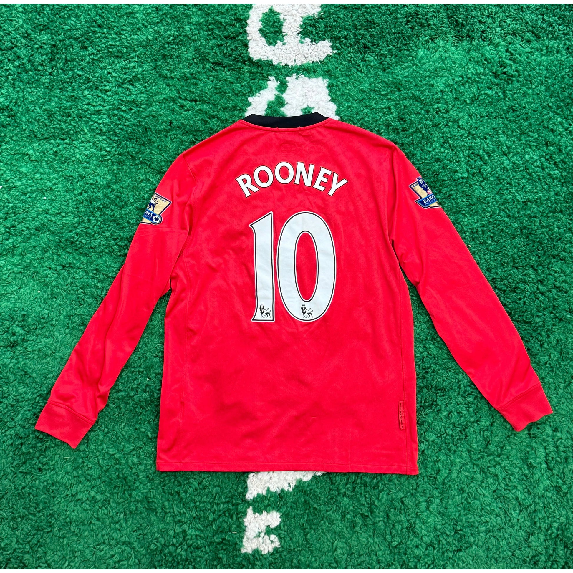 Manchester United Home Shirt 2009-2010 Rooney #10 M by KershKits in Clothing. Available at KershKicks for £85.00. A must-have for fans of KershKits looking to elevate their style with this Kits.