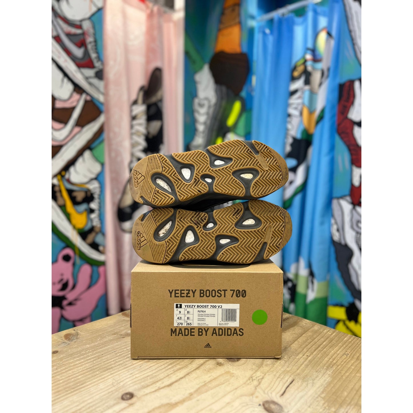 Yeezy 700 Tephra UK8.5
