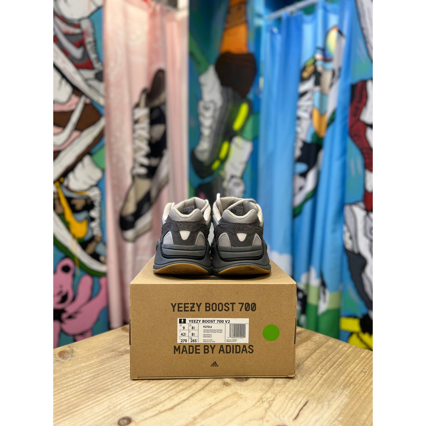 Yeezy 700 Tephra UK8.5