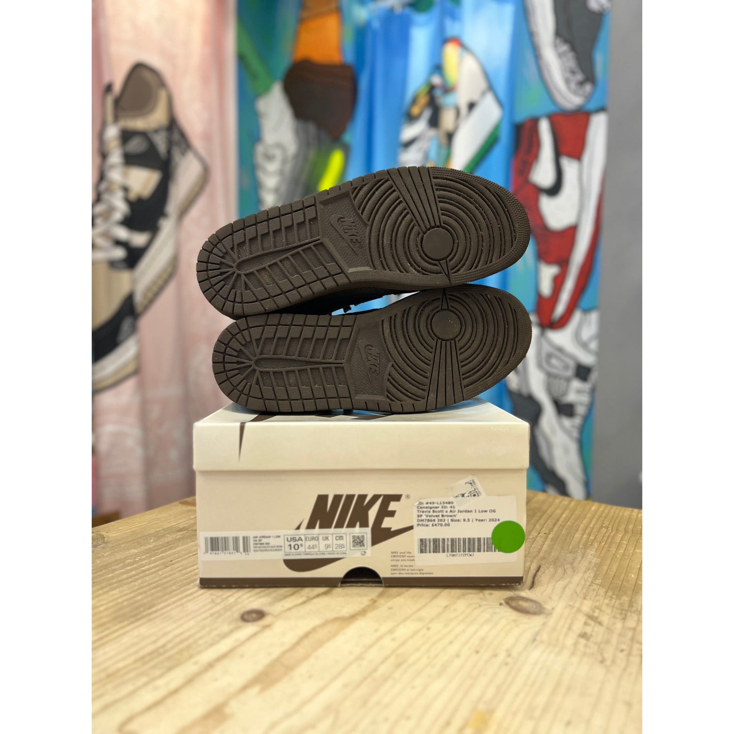 Jordan 1 Retro Low OG SP Travis Scott Velvet Brown UK 9.5