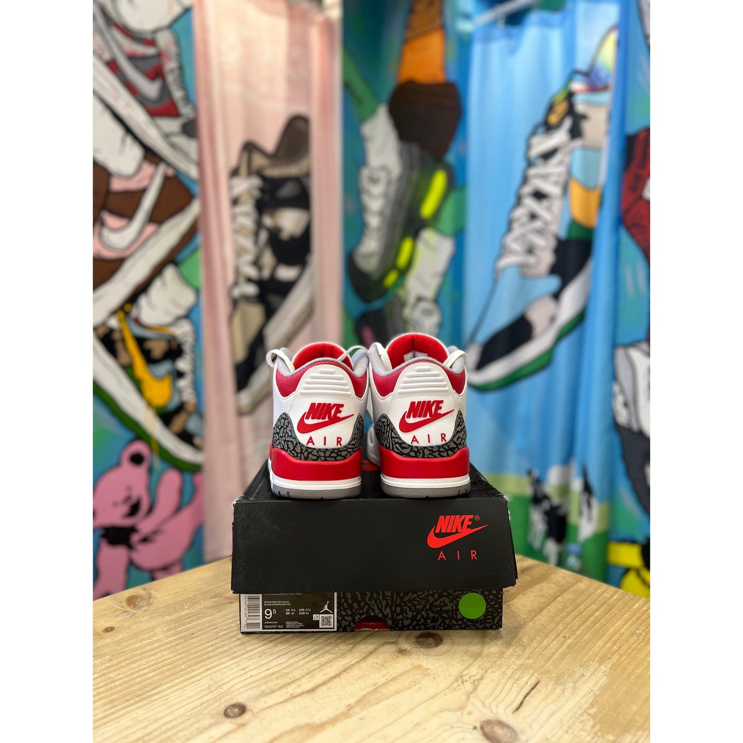 Jordan 3 Retro Fire Red (2022) UK 8.5