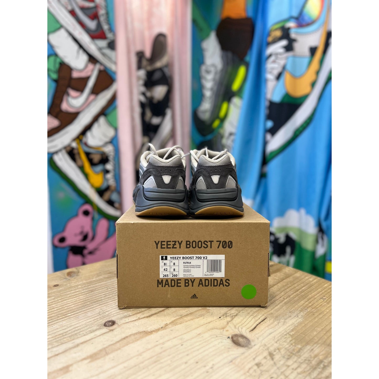 Yeezy 700 Tephra UK 8