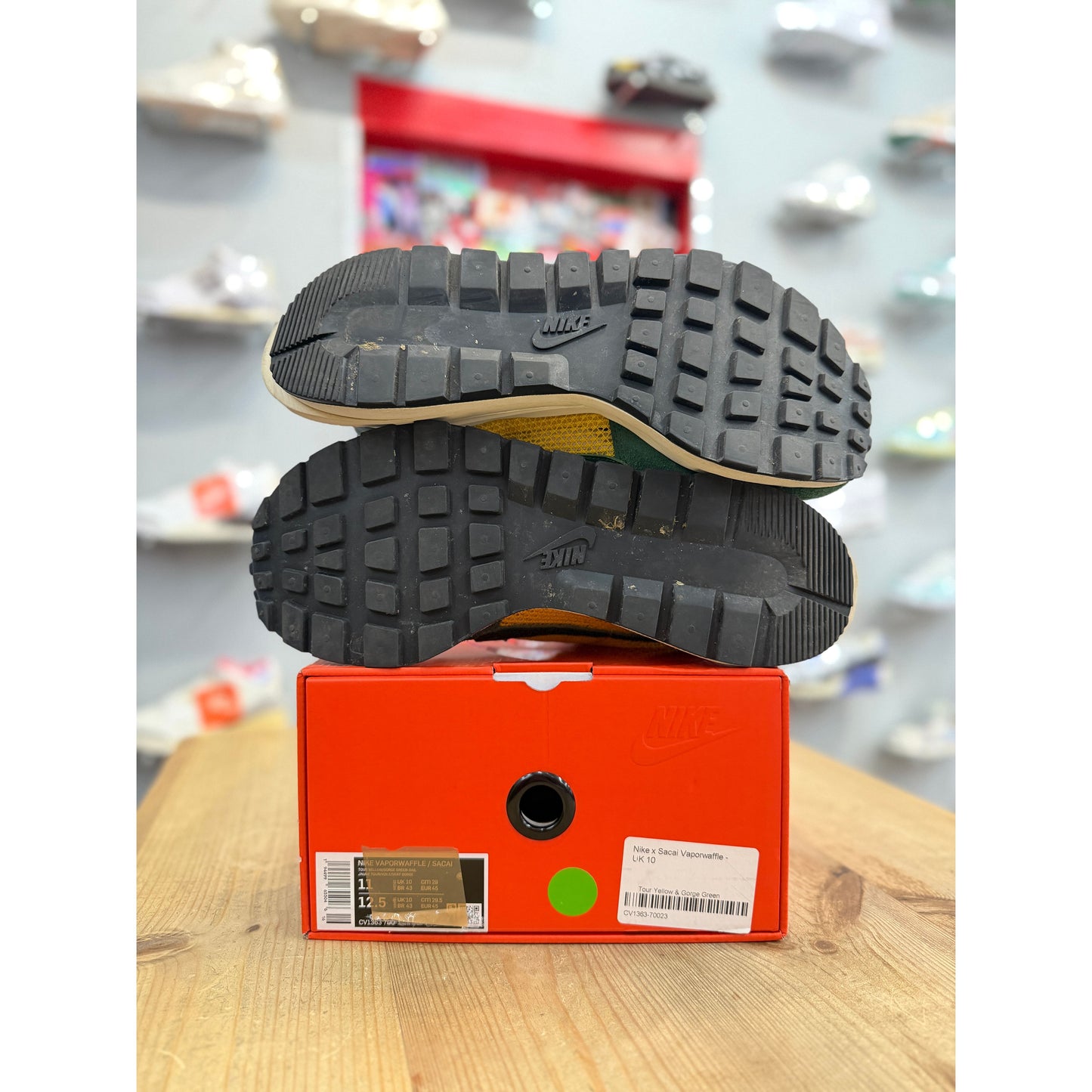 Nike Sacai Vapourwaffle Tour Yellow uk10