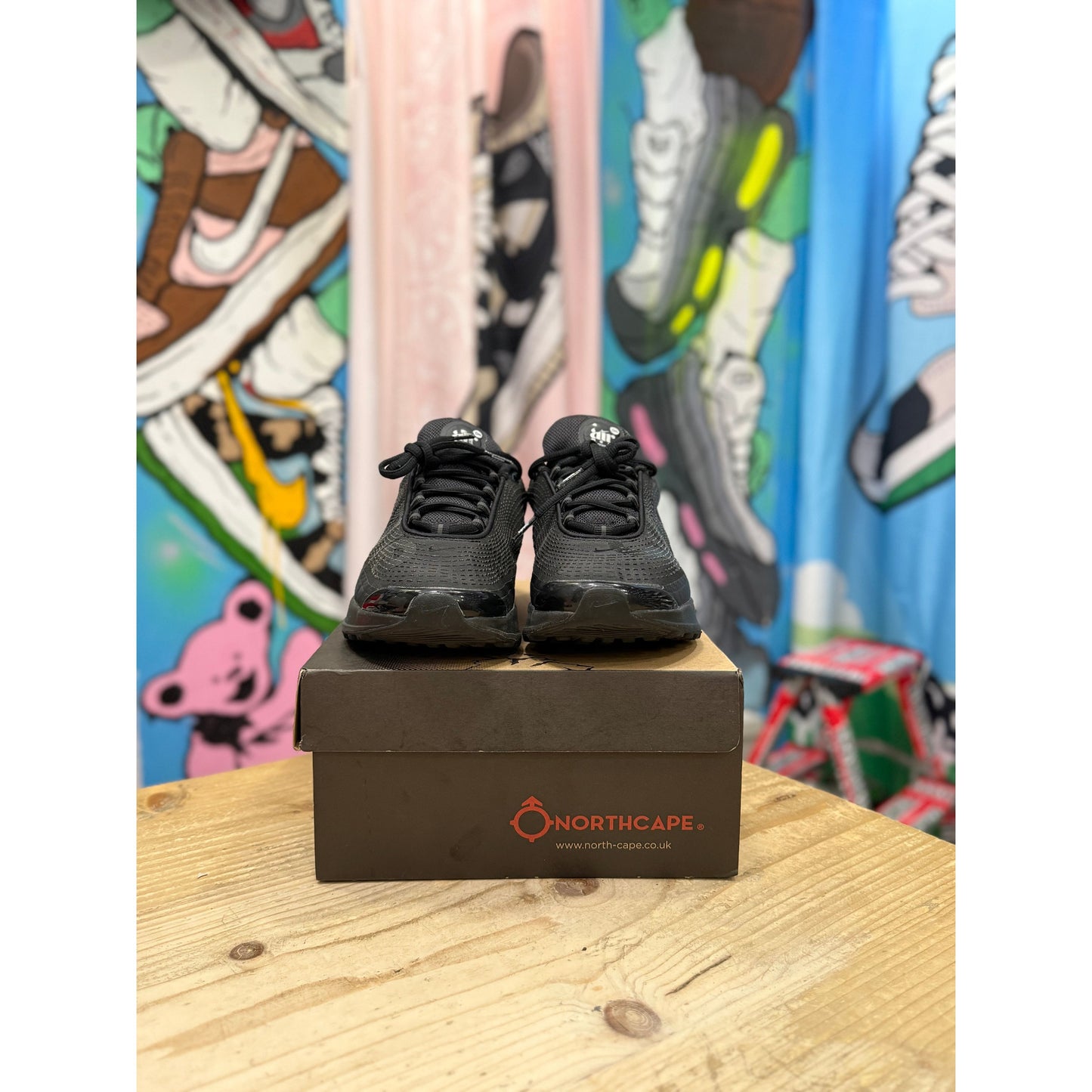 Nike DN Supreme Black UK8