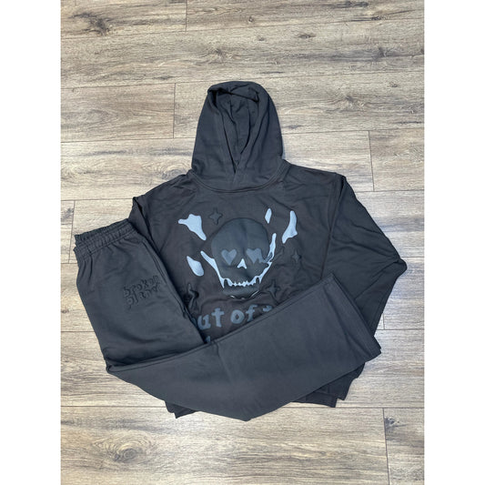 Broken Planet Market Out of the Shadows Full Set Soot Black by Broken Planet Market in Clothing. Available at KershKicks for £250.00. A must-have for fans of Broken Planet Market looking to elevate their style with this Tracksuit.