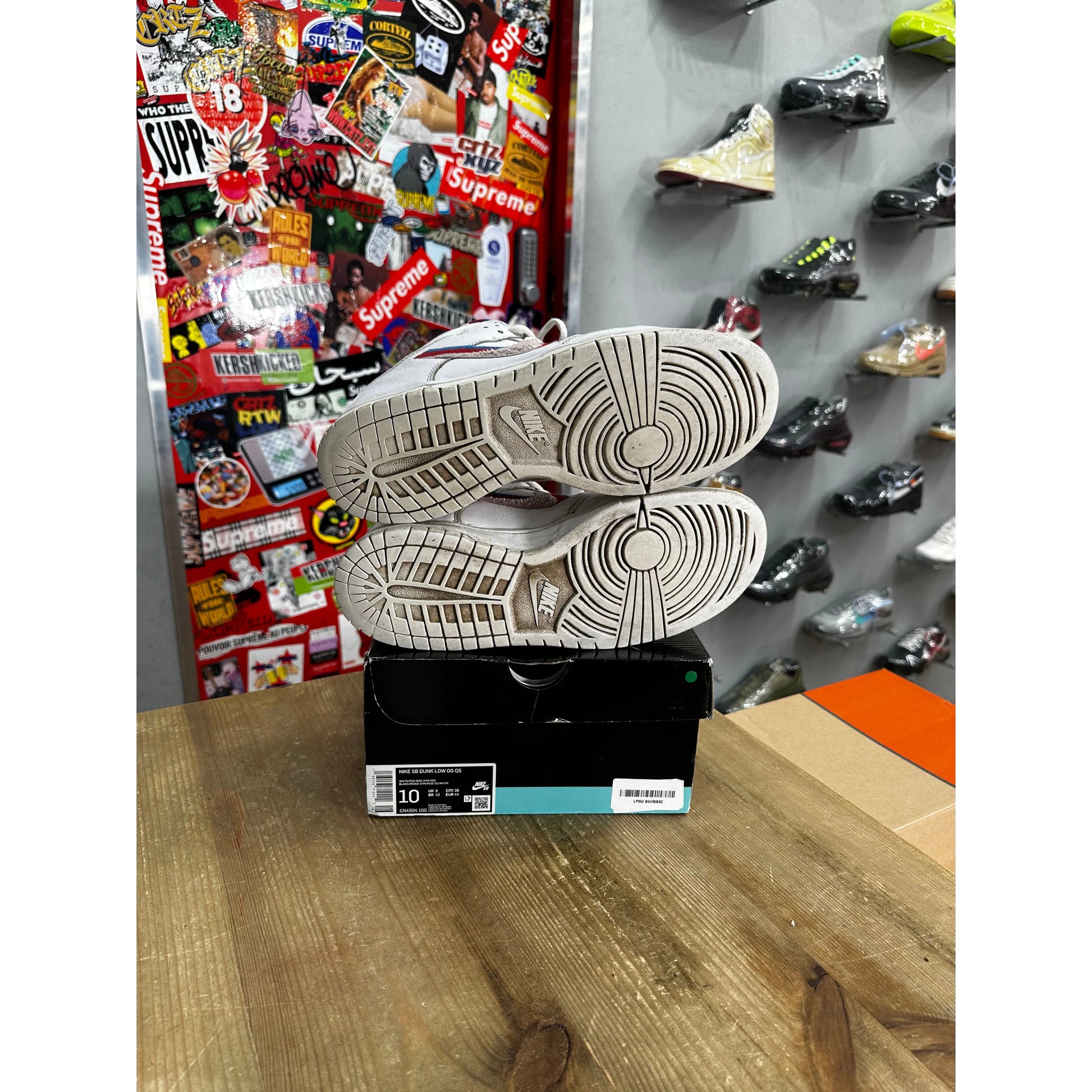 Nike SB Dunk Low OG QS parra 2019 UK 9 Nike KershKicks