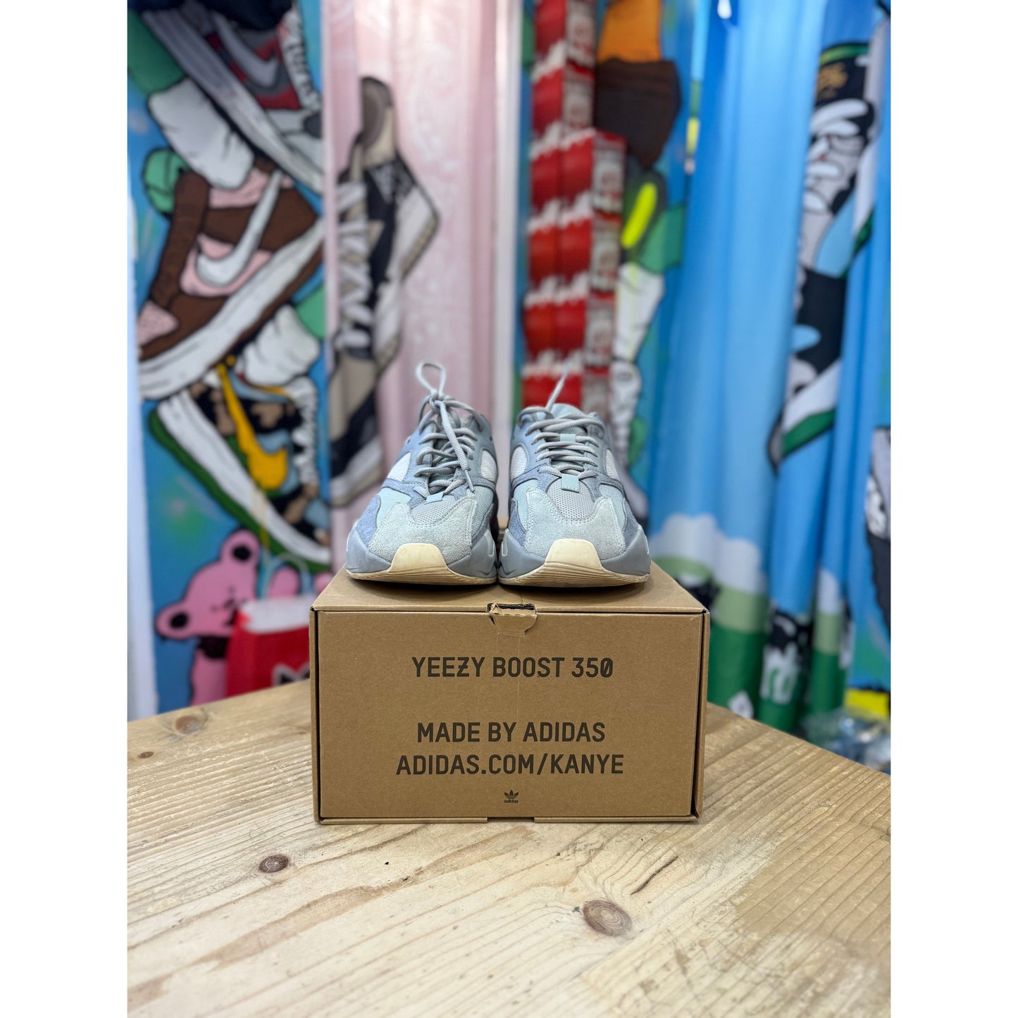 Yeezy 700 Boost Inertia UK6.5