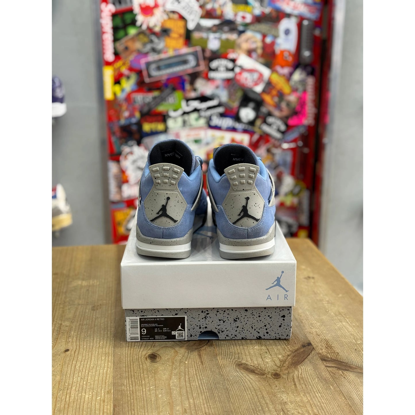 Jordan 4 Retro University Blue UK 8.