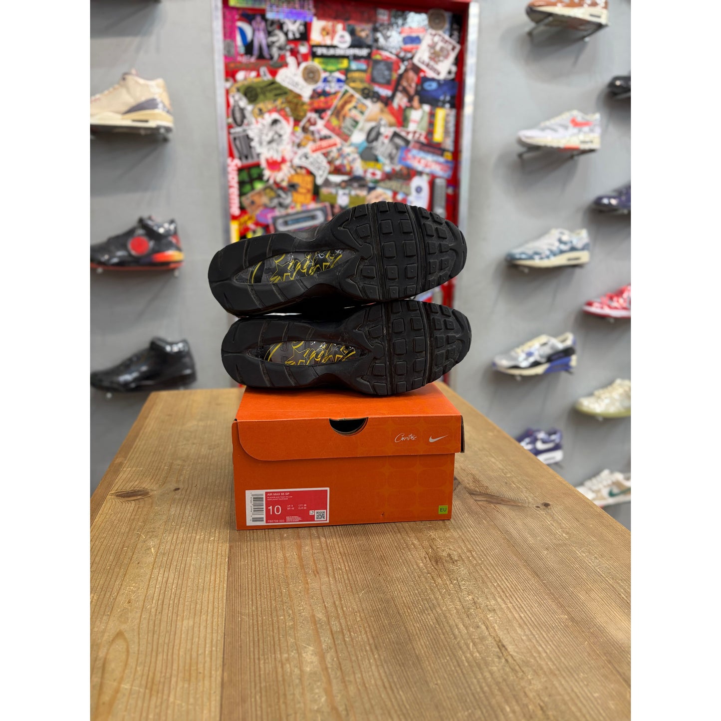 Nike Air Max 95 Corteiz Honey Black UK9