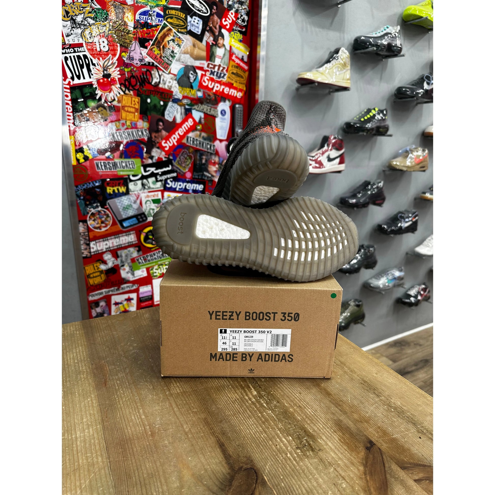 adidas Yeezy Boost 350 V2 Beluga Reflective UK11 Yeezy KershKicks