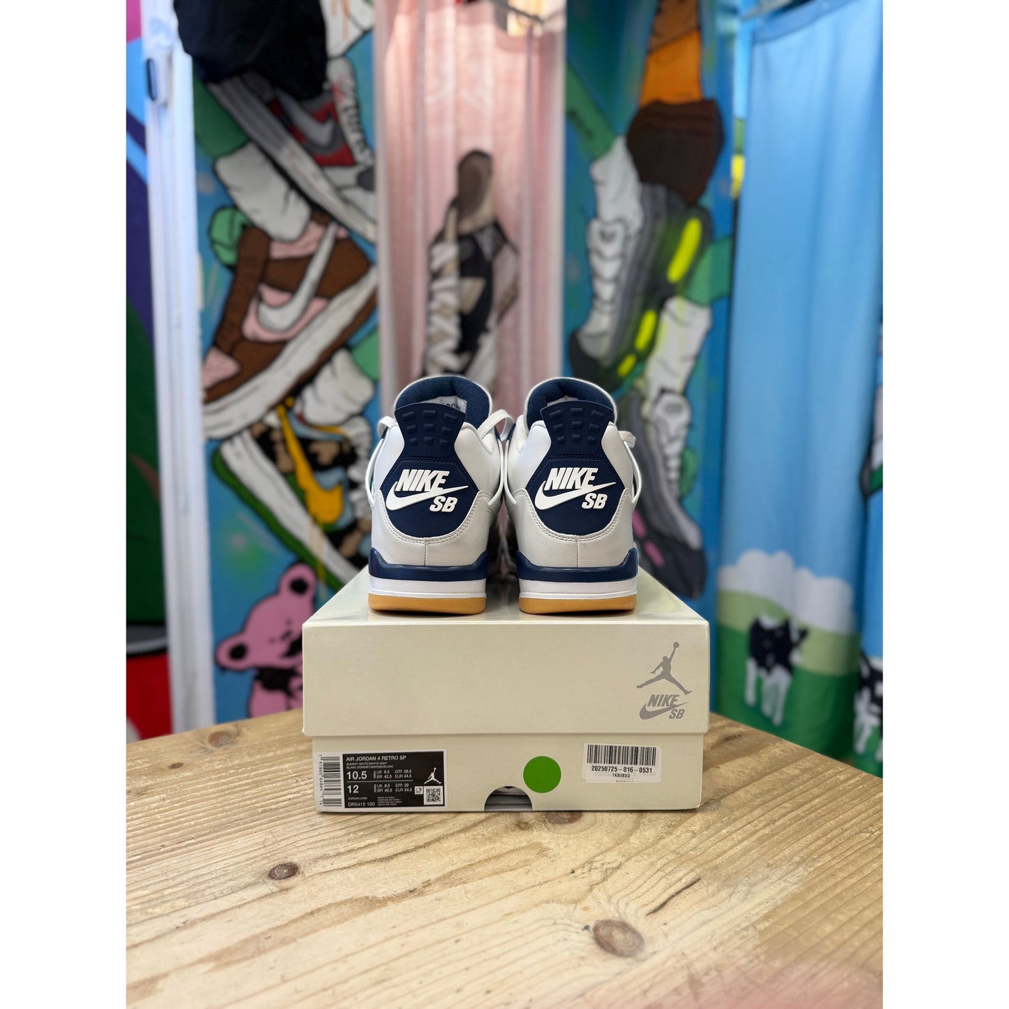 Jordan 4 SB Navy UK9.5