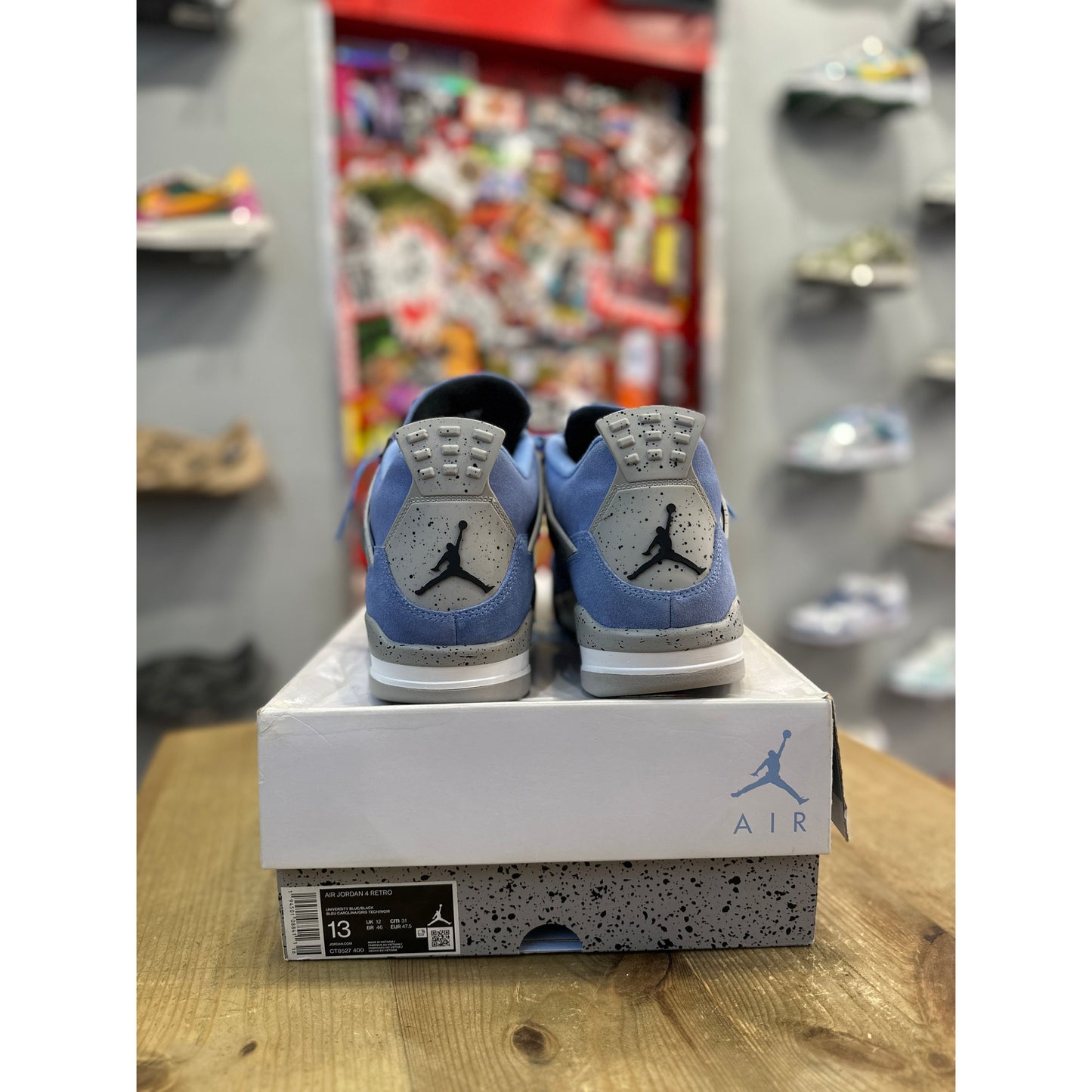 Jordan 4 Retro University Blue UK 12