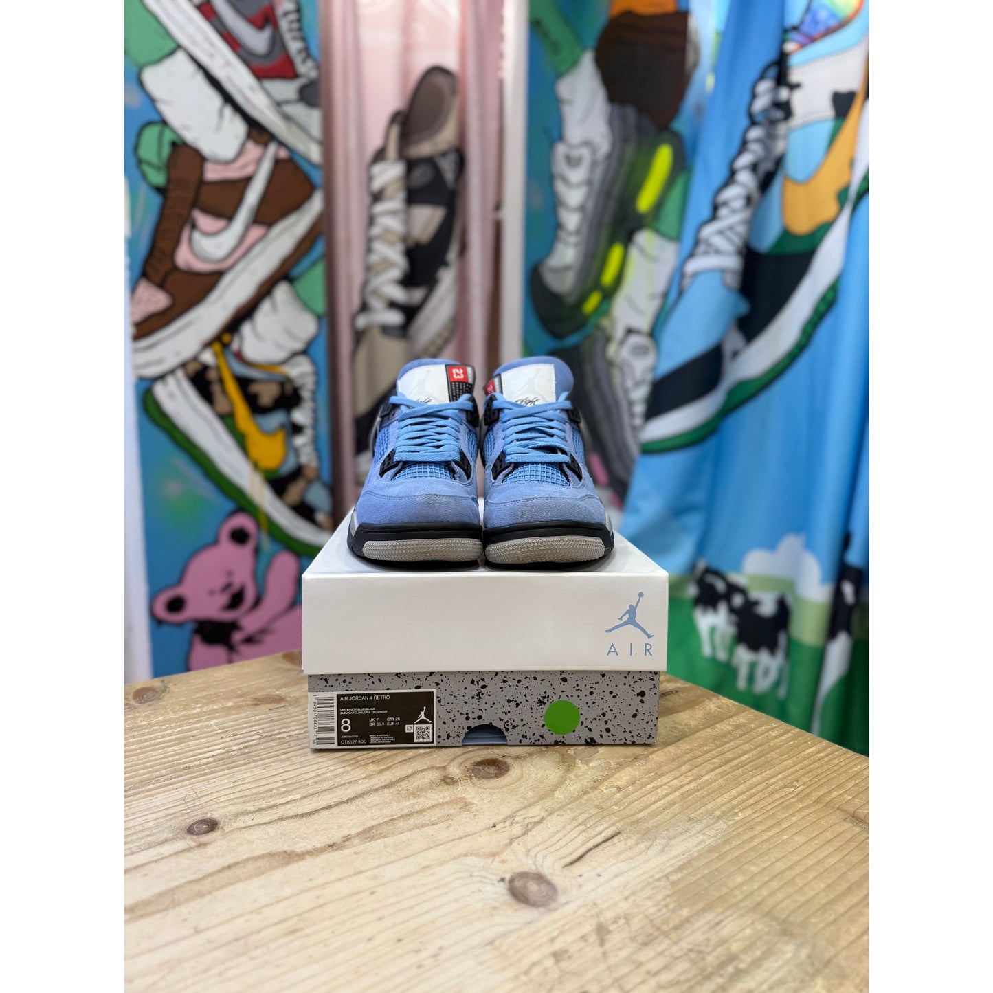 Jordan 4 University Blue UK7