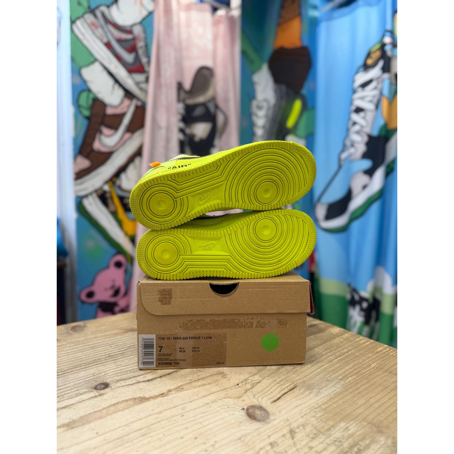 Nike Air Force 1 Off White Volt UK6 (EU40)