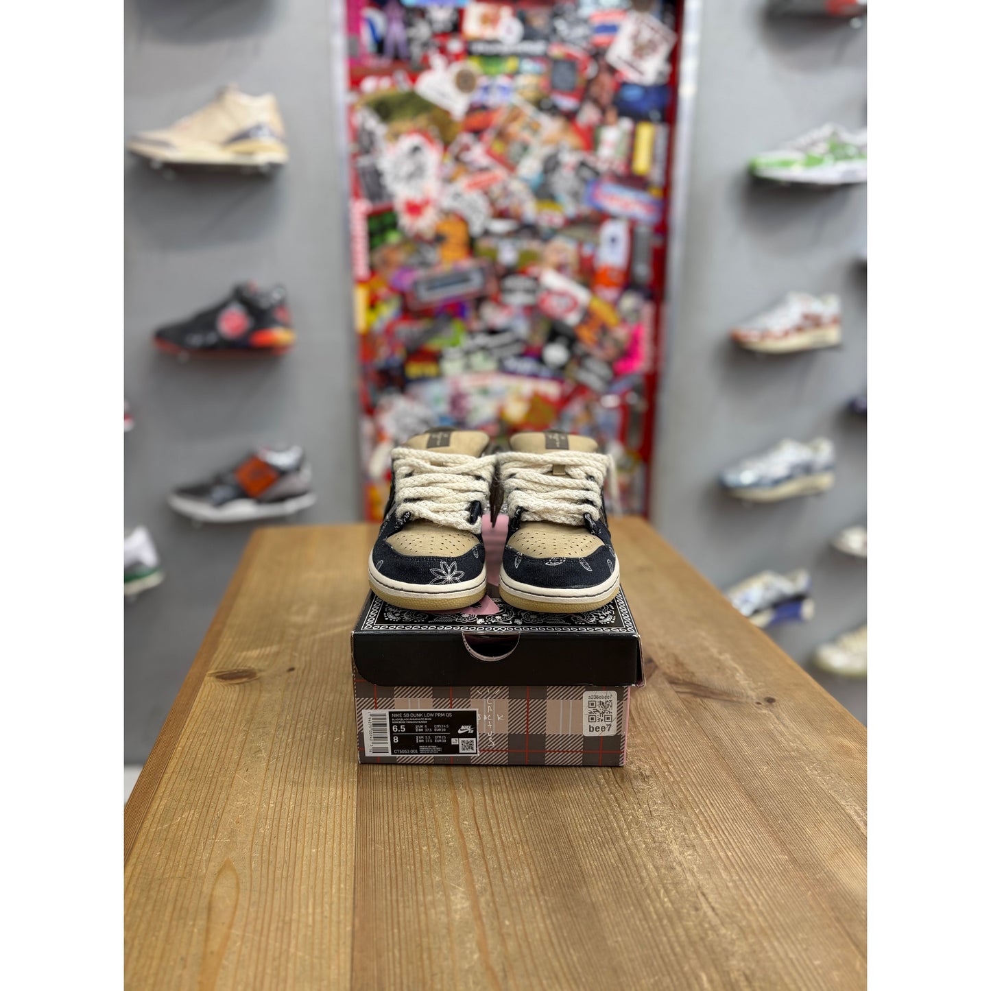 Nike SB Dunk Low Travis Scott (Special Box) UK 6/EU 39