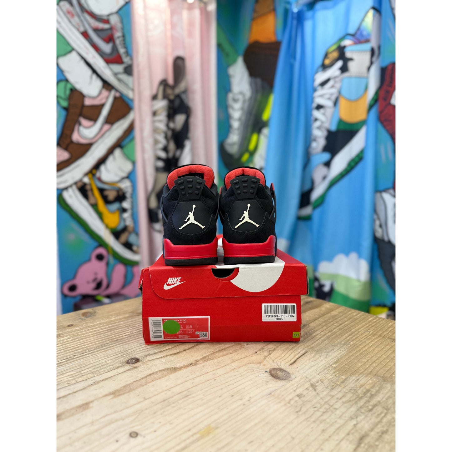 Jordan 4 Red Thunder UK7