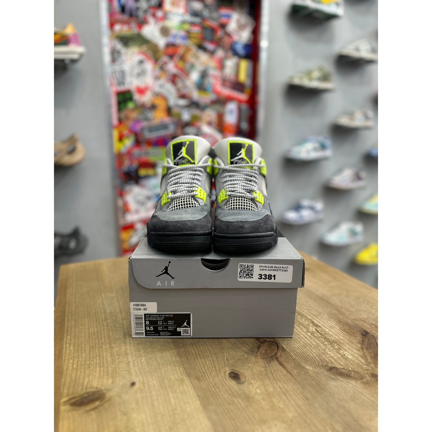 Jordan 4 Retro SE 95 Neon UK 7