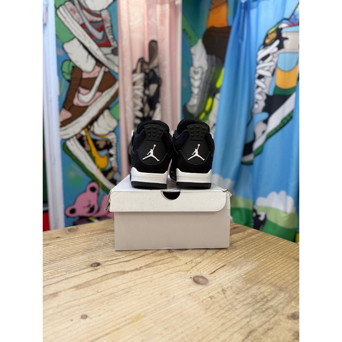 Jordan 4 White Thunder UK7