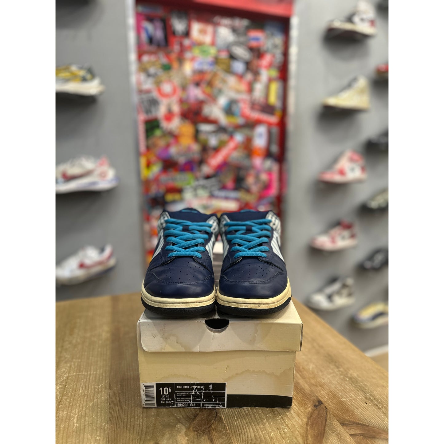 Nike SB Dunk Low Avenger Navy UK 9.5 by Nike from £150.00