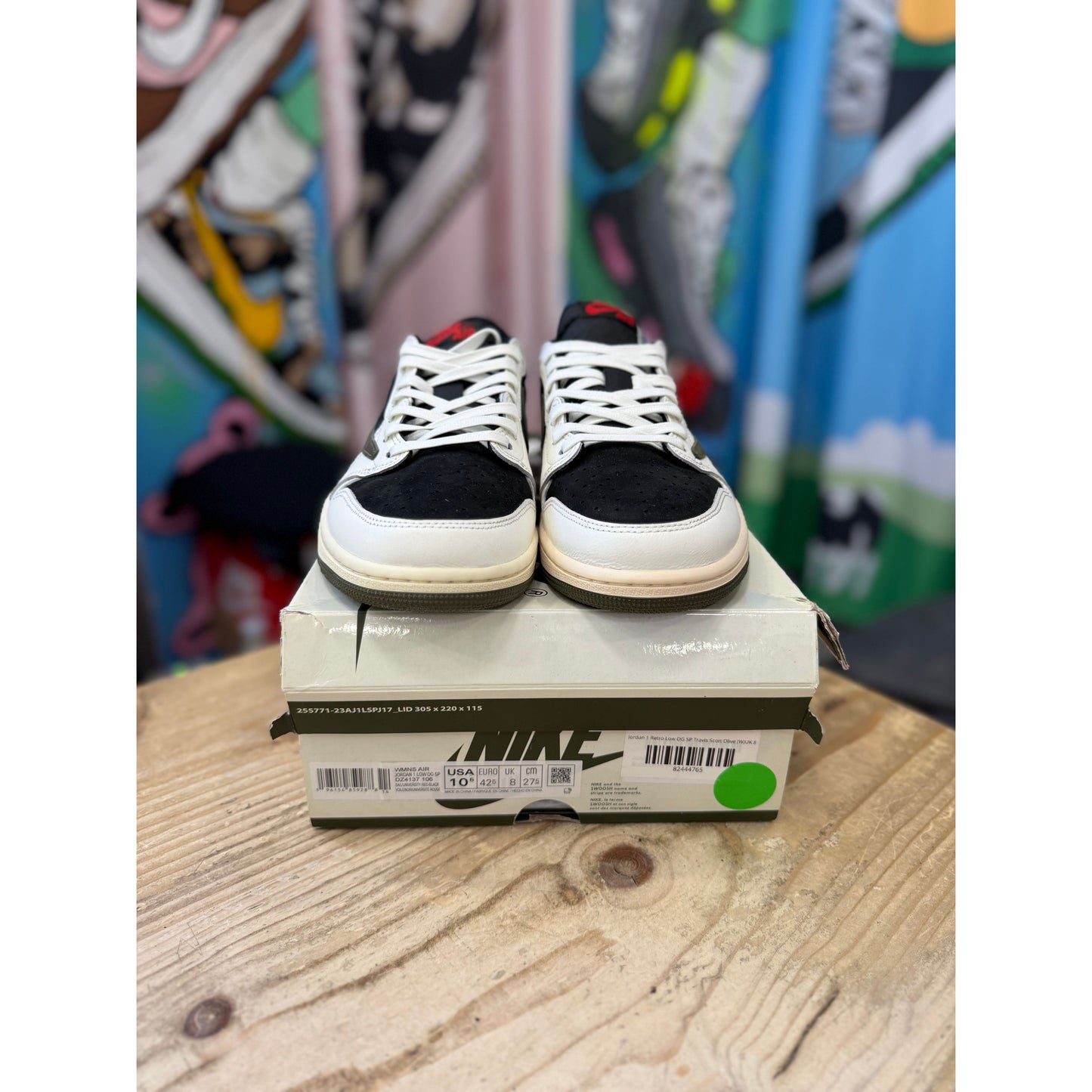 Jordan 1 Low Travis Scott Olive UK 8/8.5 MISMATCH SIZE