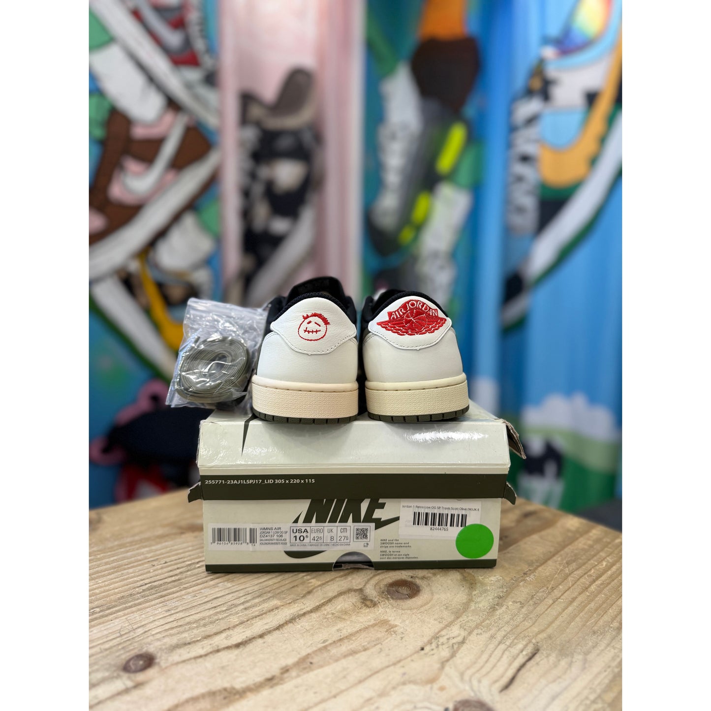 Jordan 1 Low Travis Scott Olive UK 8/8.5 MISMATCH SIZE