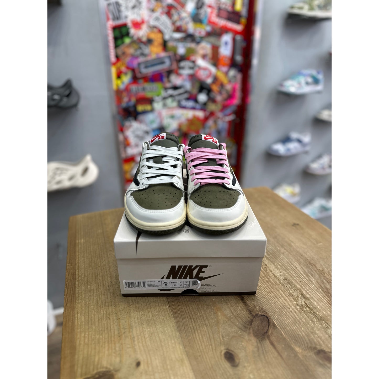 Jordan 1 Retro Low OG SP Travis Scott Medium Olive UK 8