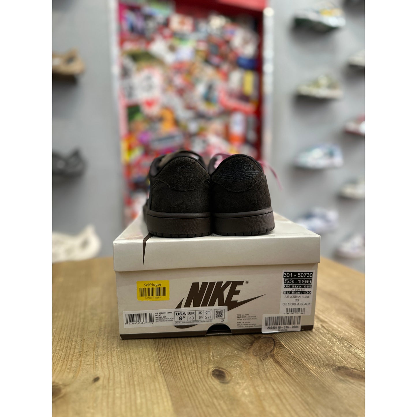 Jordan 1 Retro Low OG SP Travis Scott Velvet Brown UK 8.5