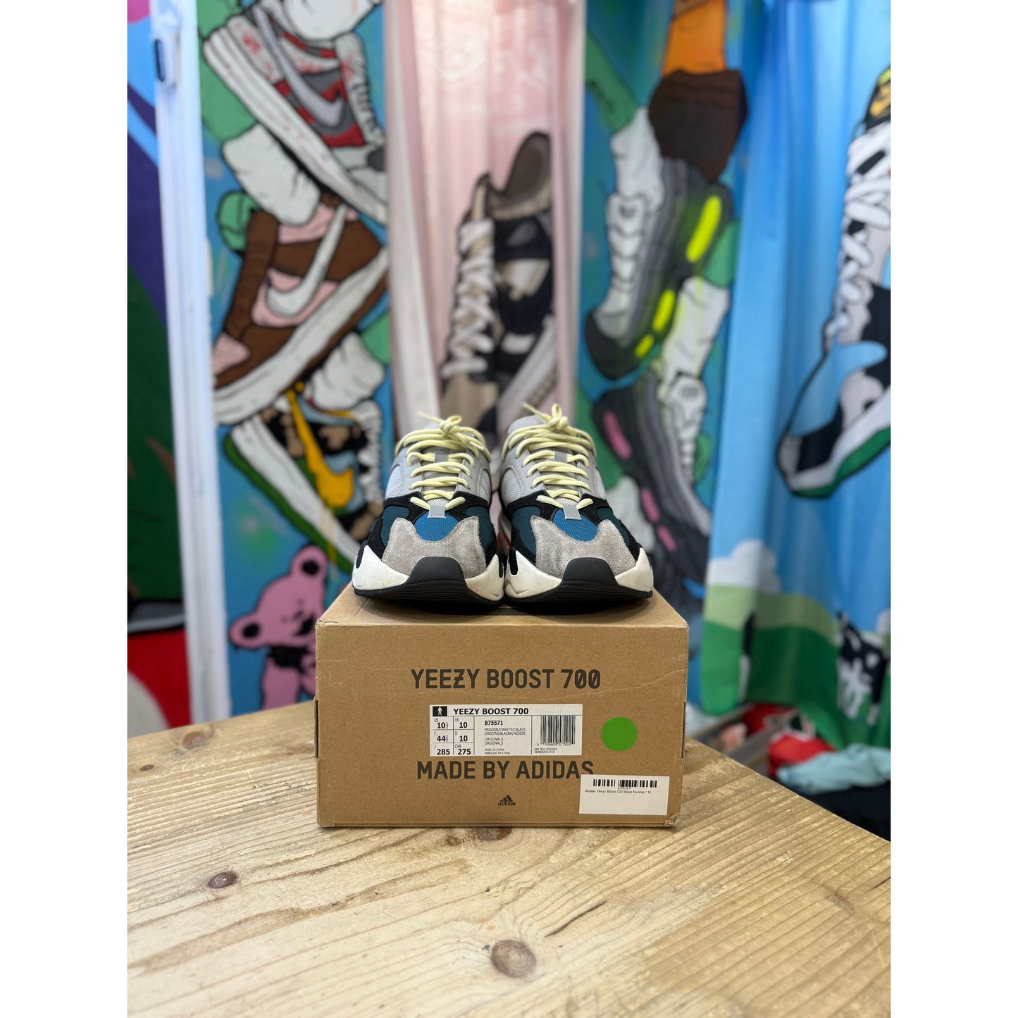 Adidas Yeezy 700 Waverunner UK10