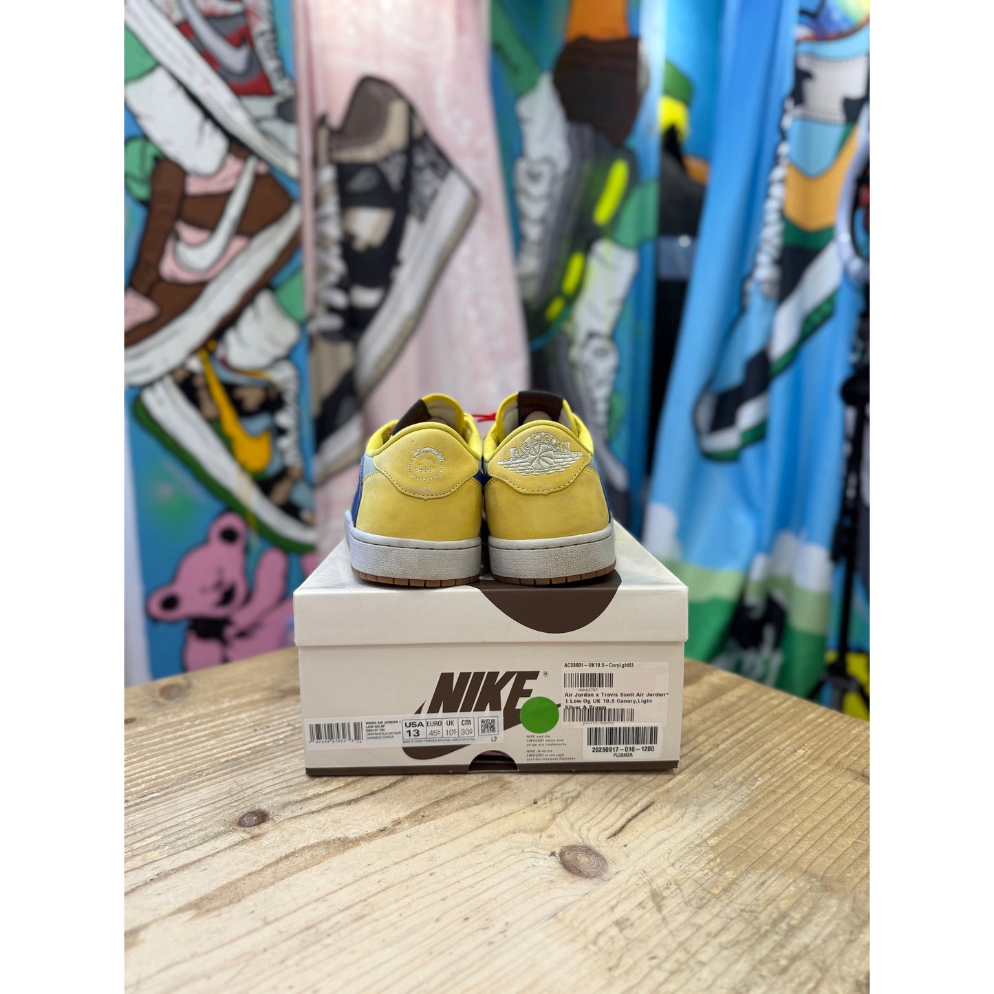 Jordan 1 Low Travis Scott Canary Yellow UK10.5