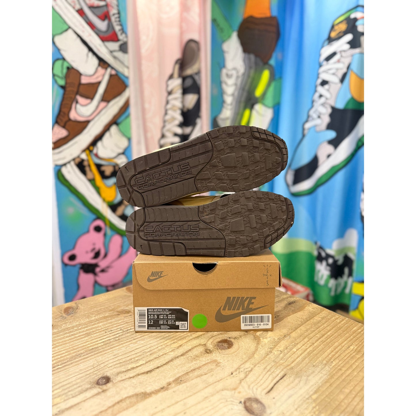Nike Air Max 1 Travis Scott Baroque Brown UK 9.5