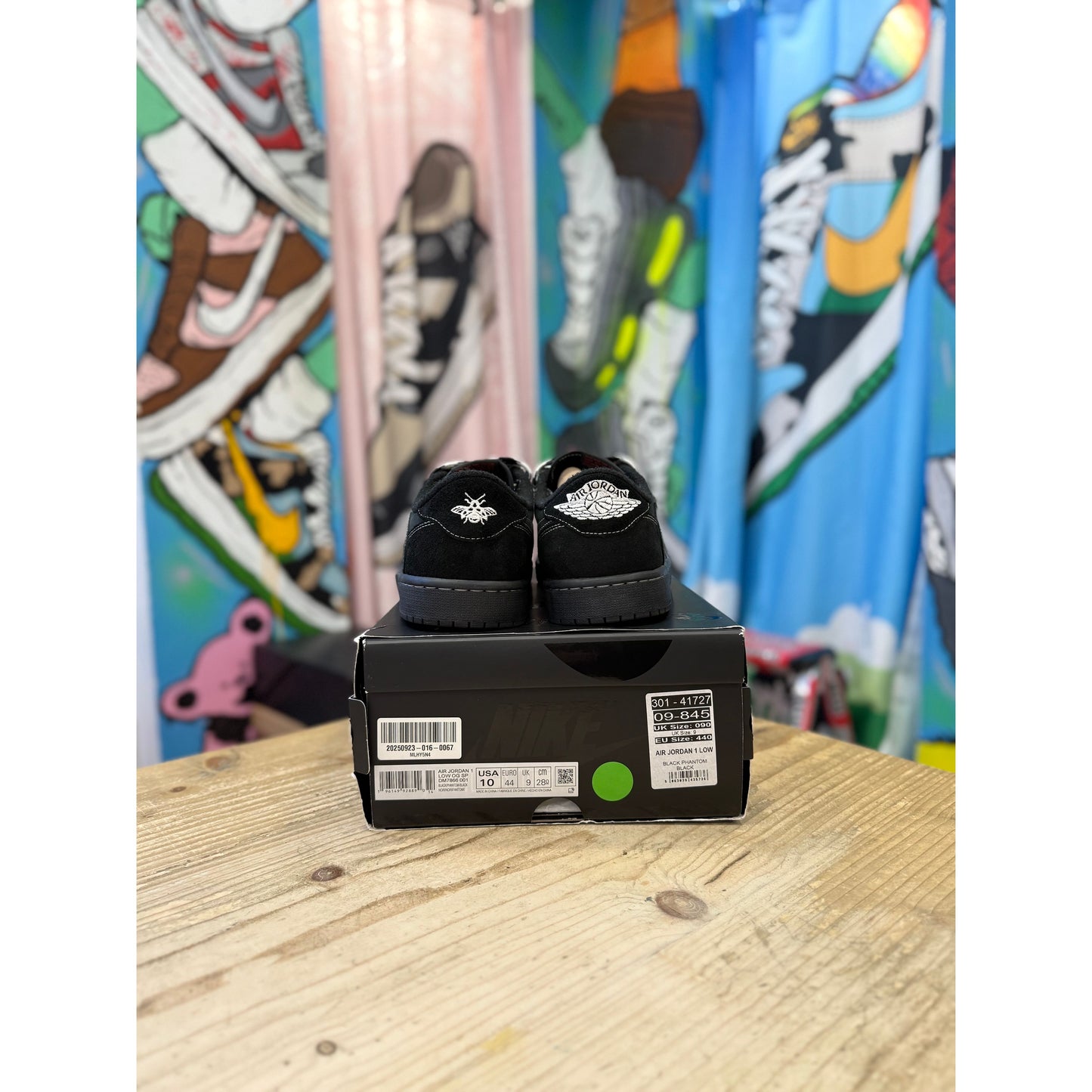 Jordan 1 Low Travis Scott Black Phantom UK 9