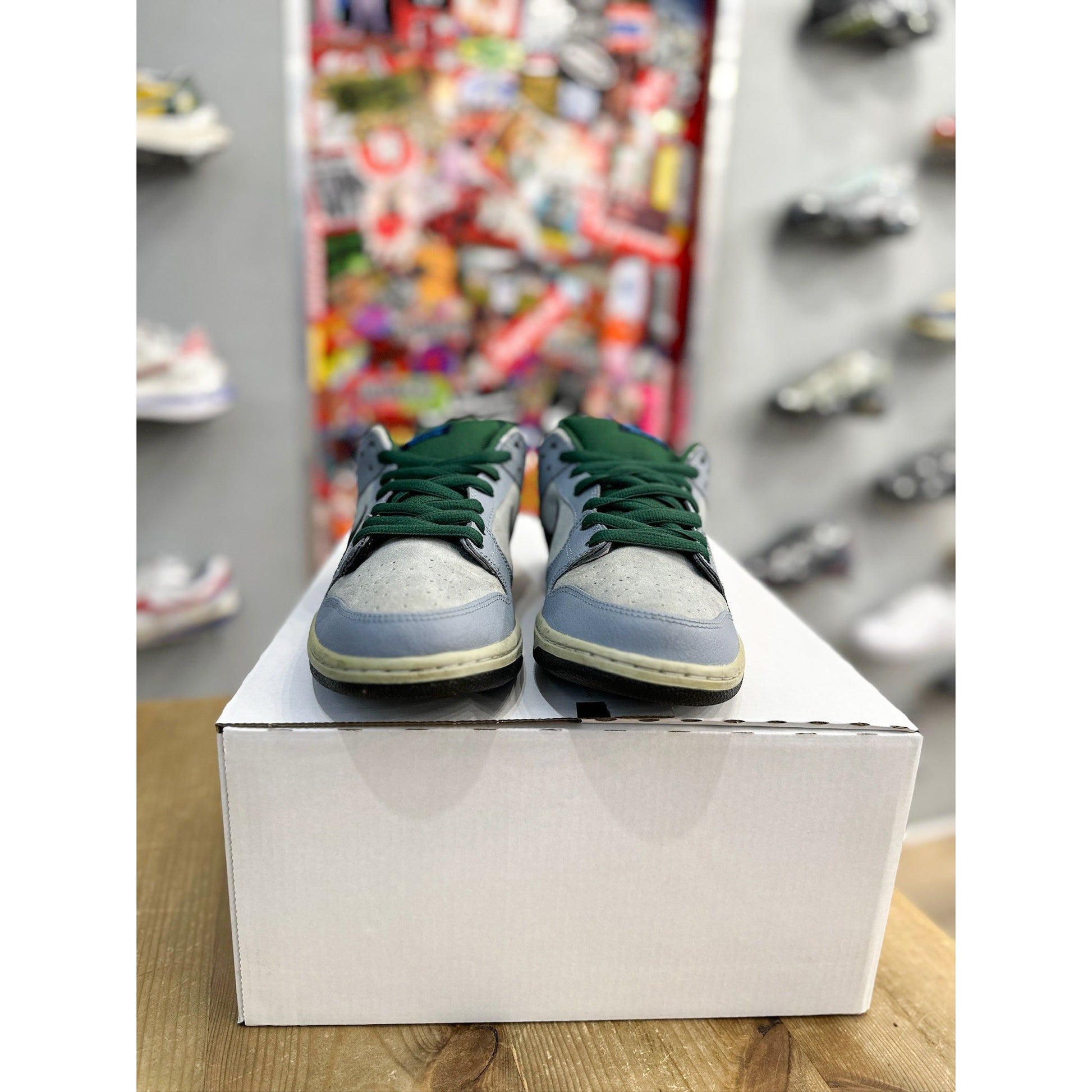 Nike SB Dunk Low Maple Leaf Central Park UK 10 by Nike in Shoes. Available at KershKicks for £300.00. A must-have for fans of Nike looking to elevate their style with this Kershkicked.