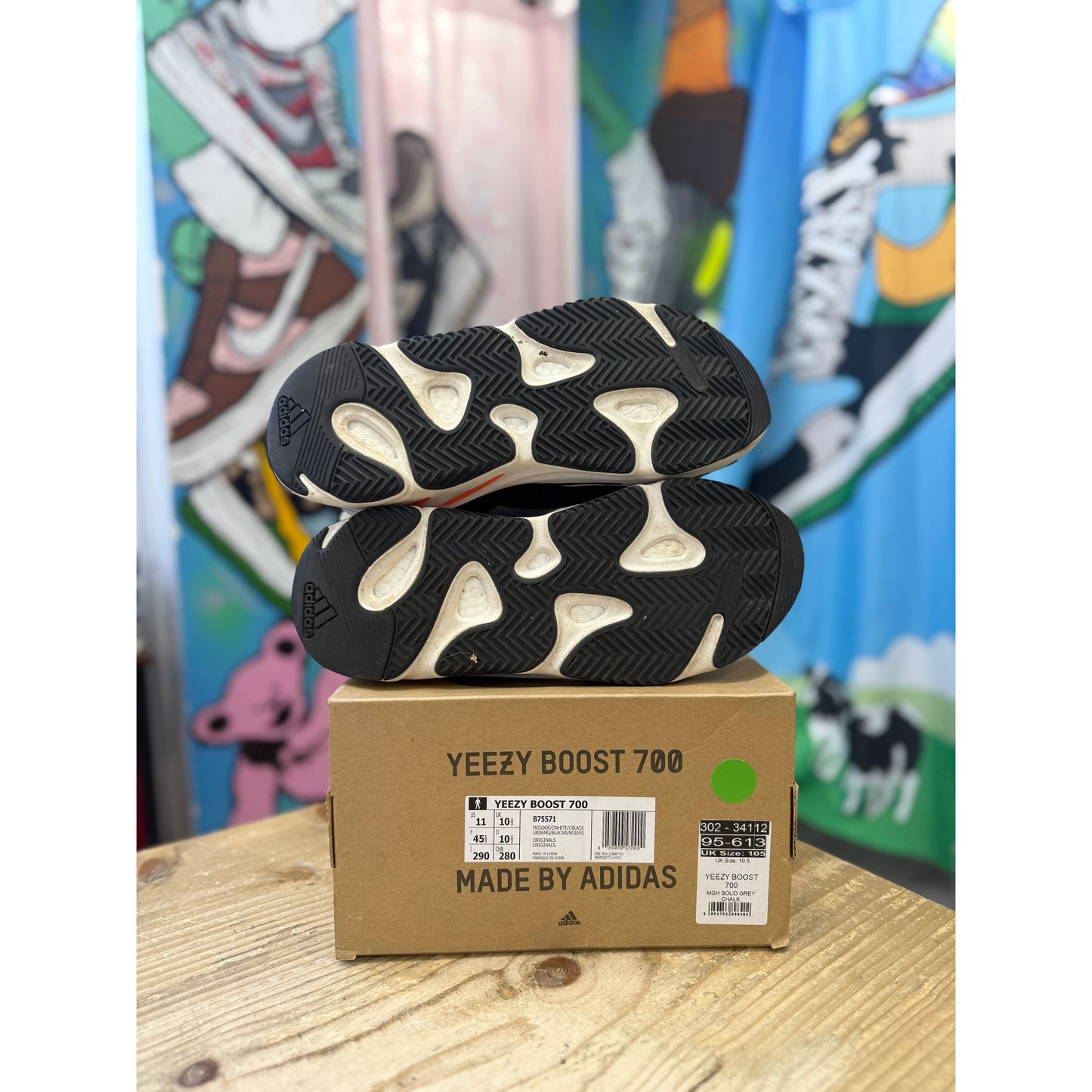 Yeezy 700 Waverunner UK 10.5