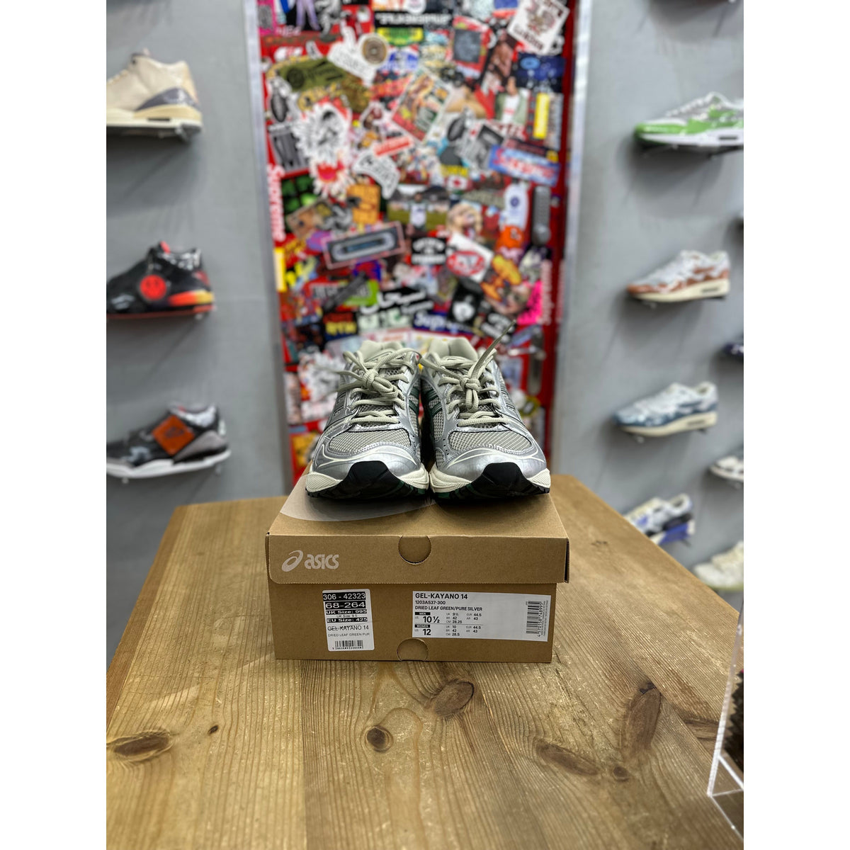 ASICS Gel-Kayano 14 Dried Leaf Green Pure Silver UK9.5
