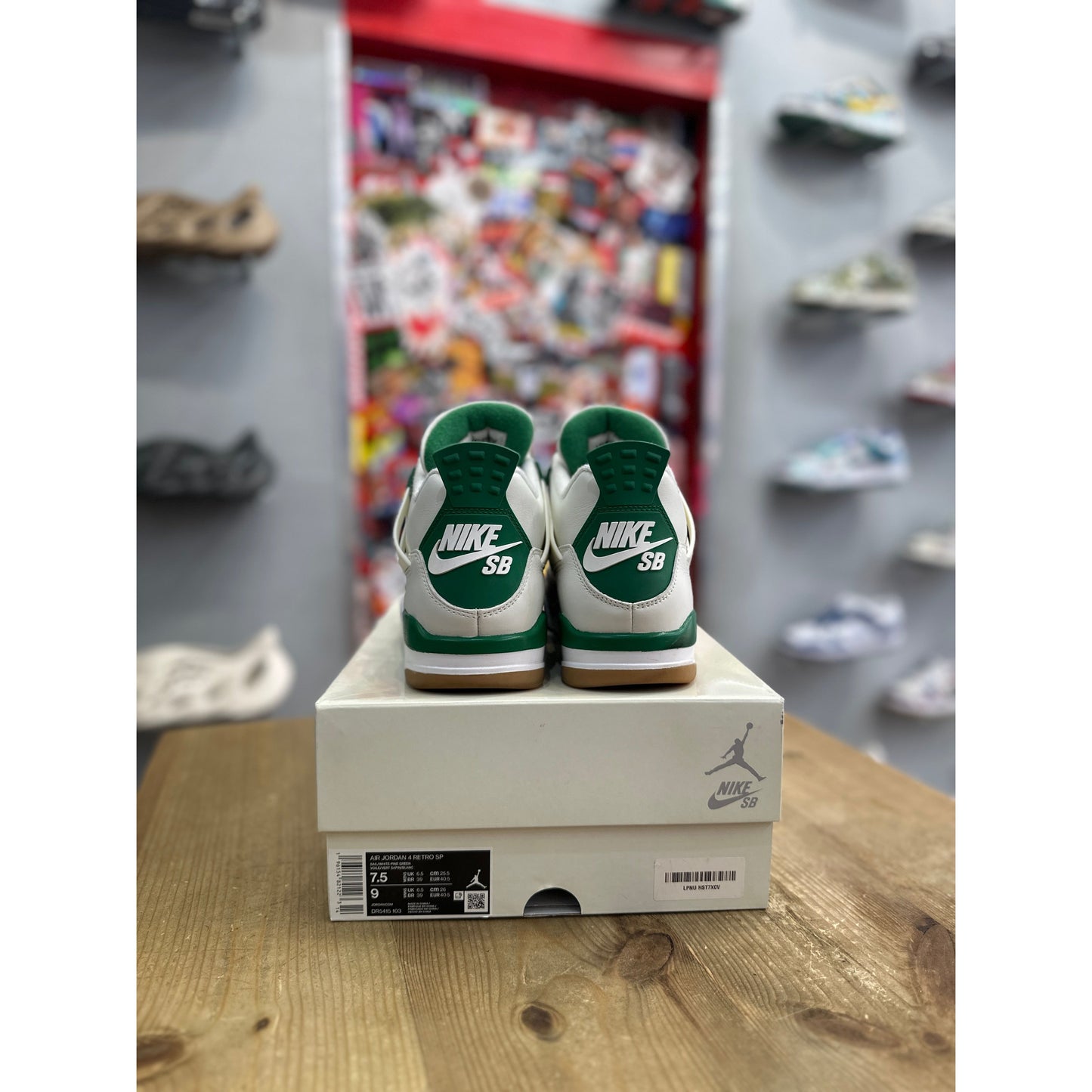 Jordan 4 Retro SB Pine Green UK 6.5