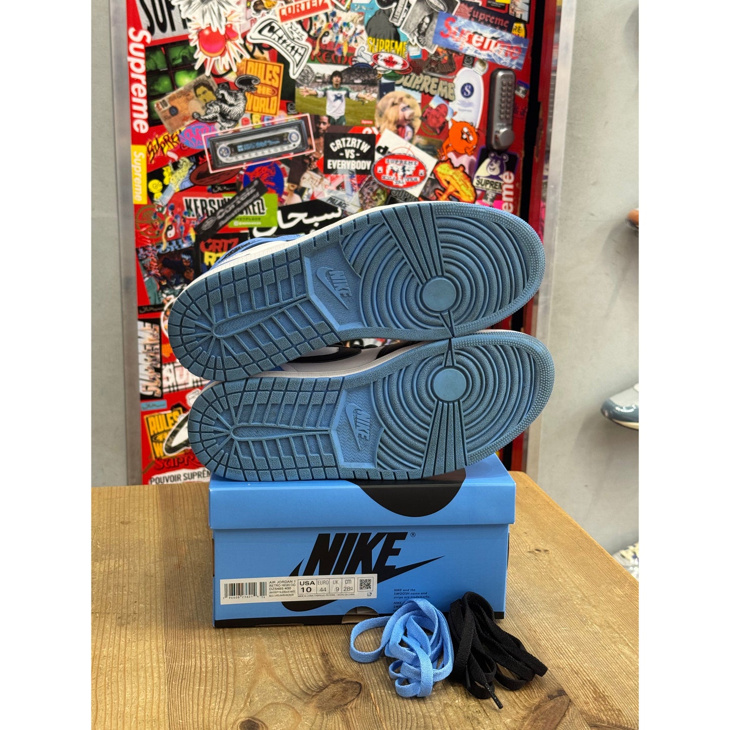 Jordan 1 Retro High OG UNC Toe UK 9