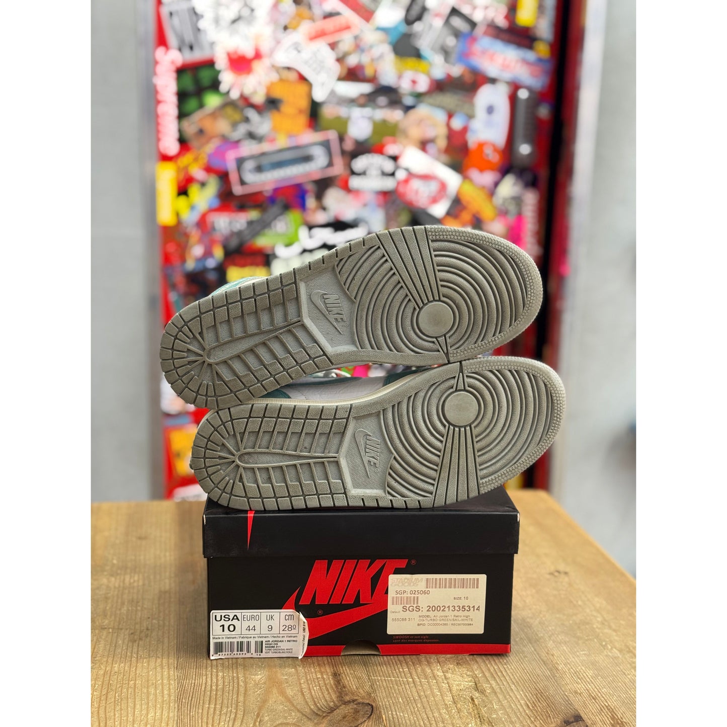 Jordan 1 Retro High Turbo Green UK 9