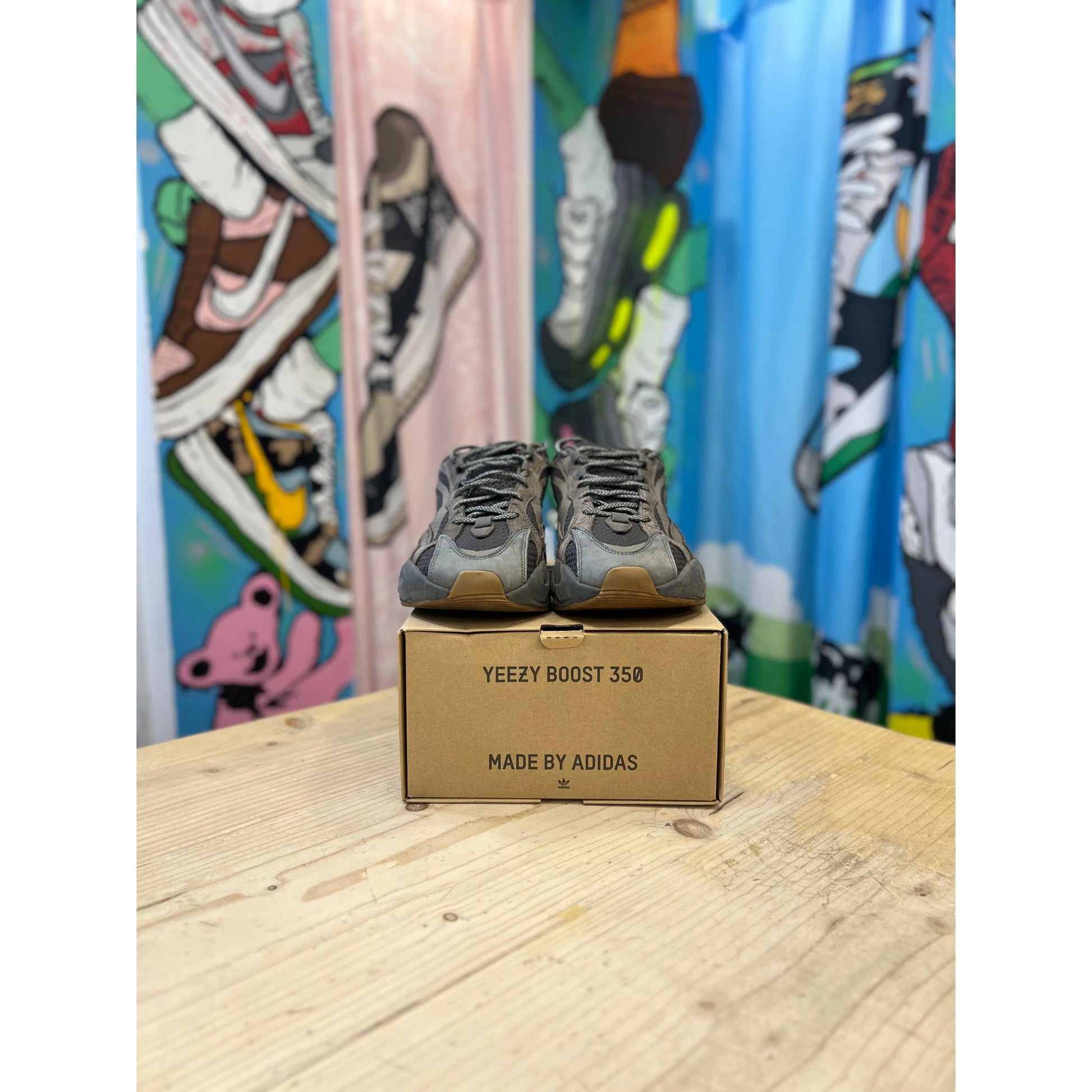 Yeezy 700 Geode 10.5 Yeezy KershKicks