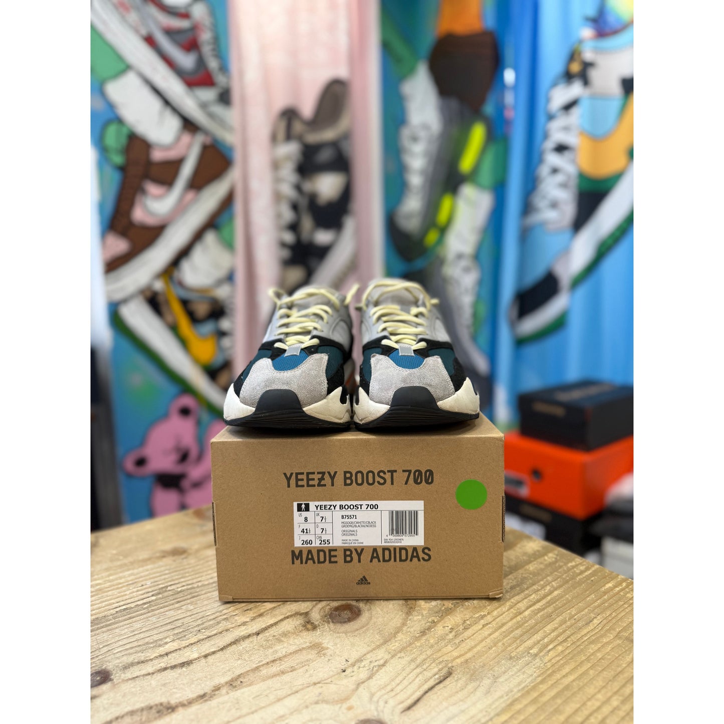 Yeezy 700 Waverunner uk 7.5.