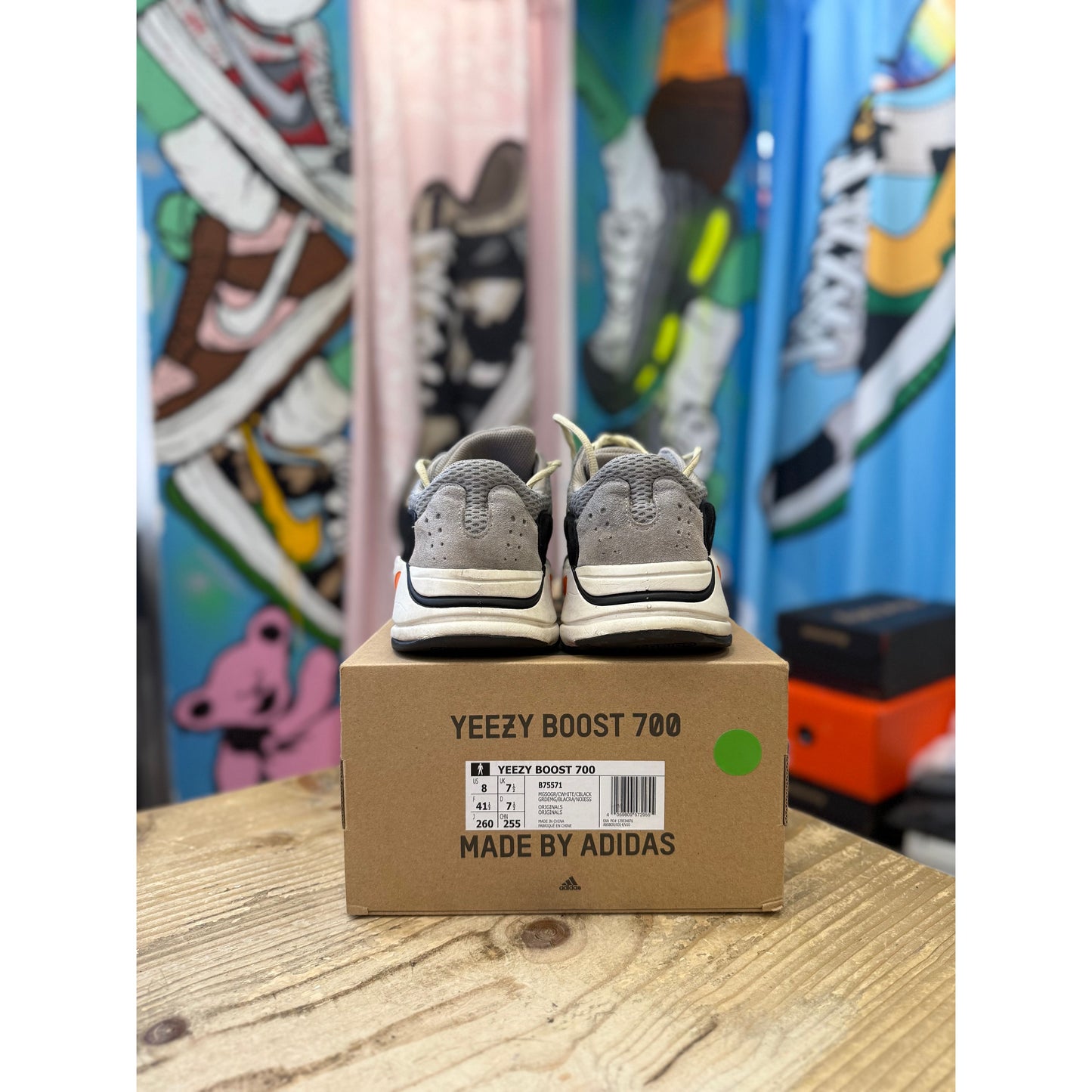 Yeezy 700 Waverunner uk 7.5.
